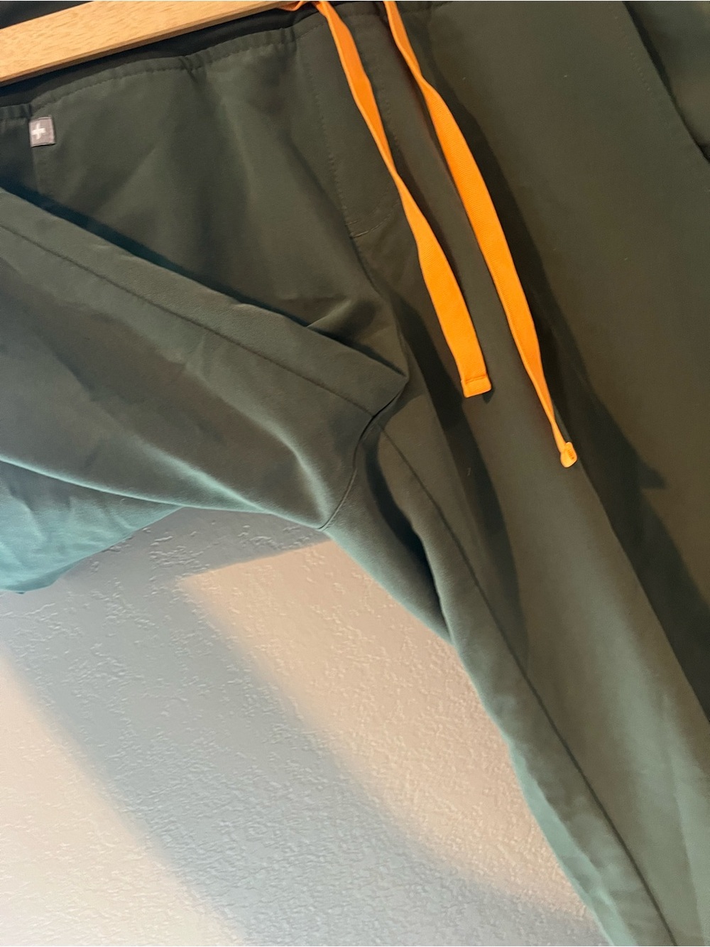 Figs Olive Green Jogger Scrub Pant - Picture 5 of 9